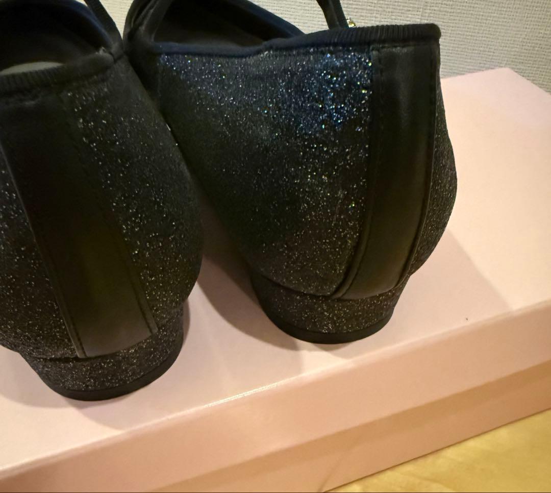 D.I.ANA ブラック グリッター フラットシューズ