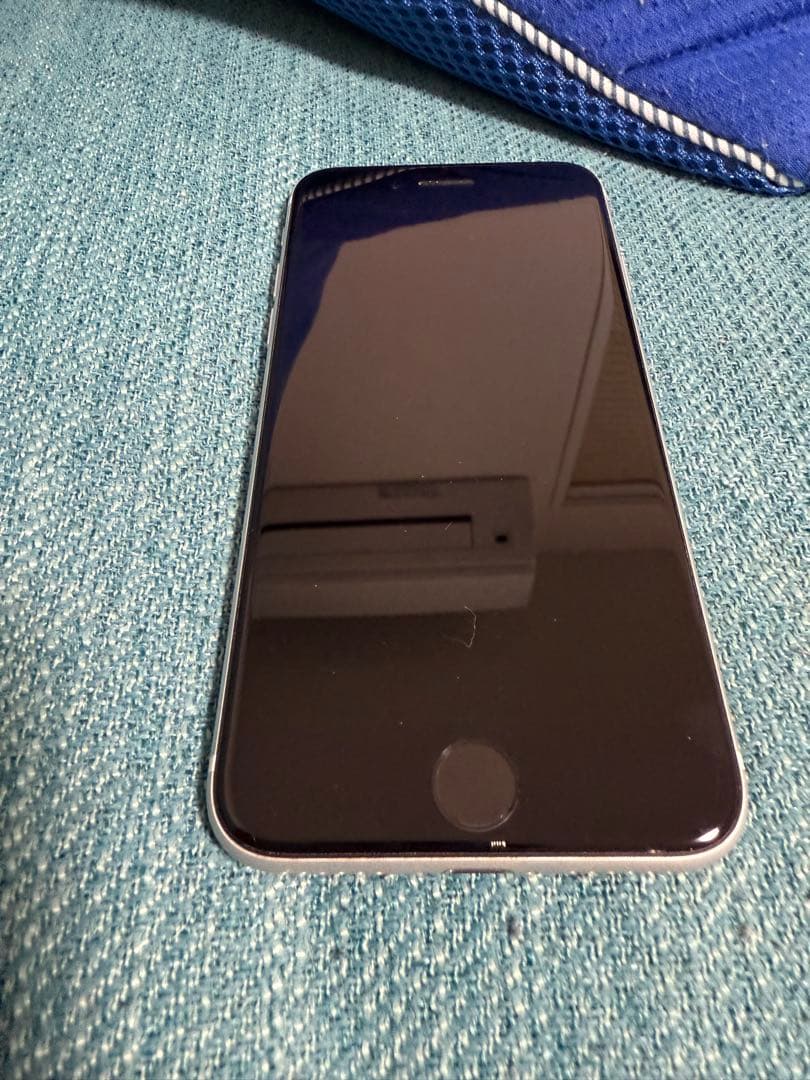 Apple iPhoneSE2ホワイト 本体64G iPhone SE 2 64GB White - Refurbished product | Allo Allo (United