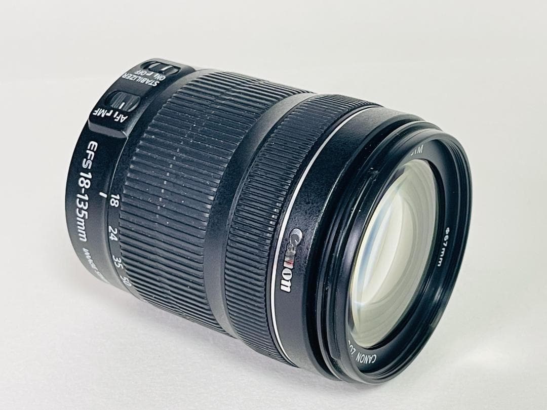 Canon キヤノン EF-S 18-135mm F3.5-5.6 IS STM