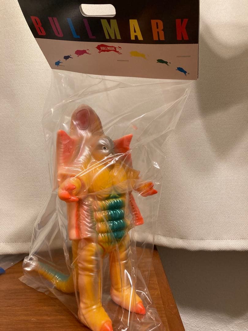 ブルマァク アイアン(レトロカラー) ソフビ - メルカリ