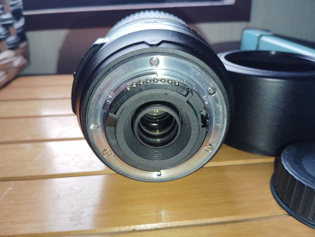 nikon DX　レンズ　AF-S 55-300 4.5 5.6G ED VR