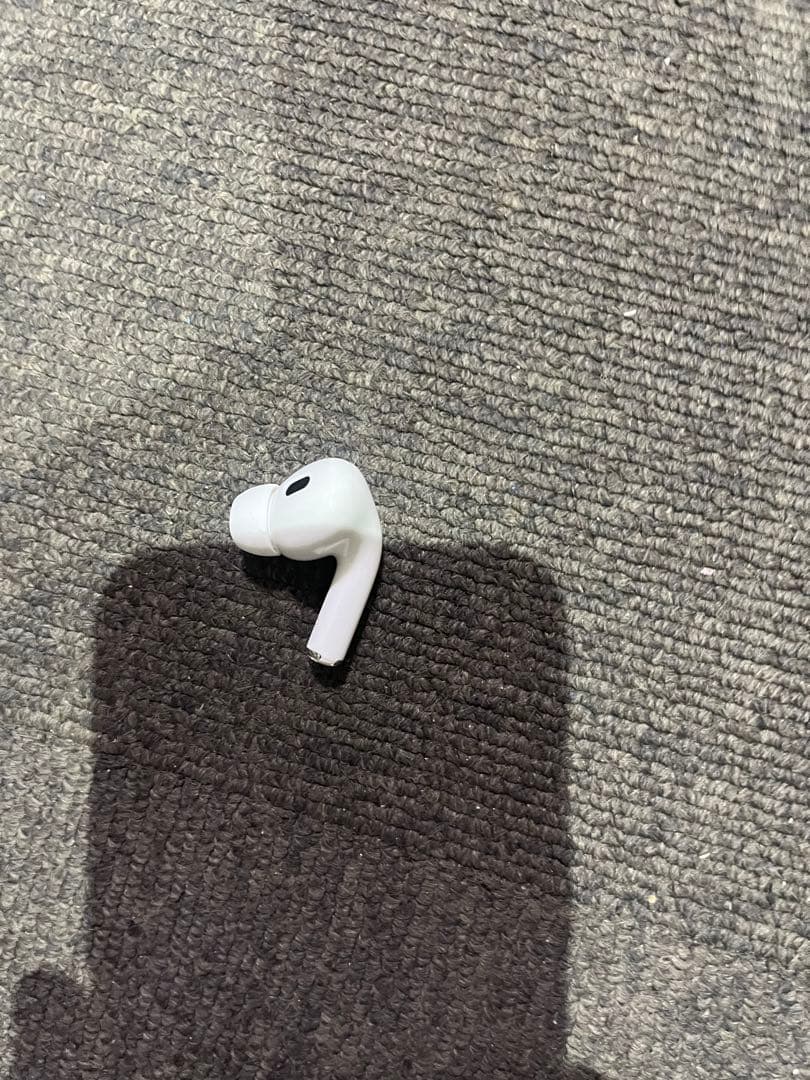 AirPods Pro右耳 楽天市場】右耳のみ Apple AirPods Pro 第2世代 国内正規品 片耳 純正