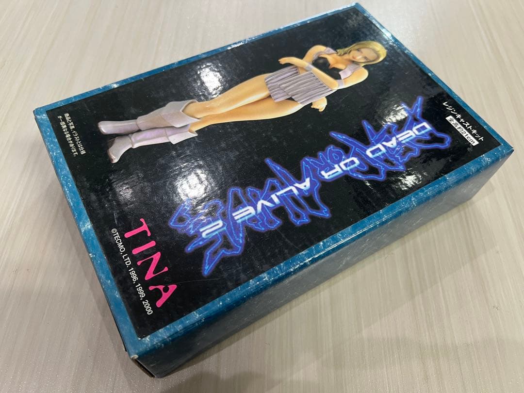 エポック社 TINA DEAD OR ALIVE 2 未組み立てレジンキット - メルカリ