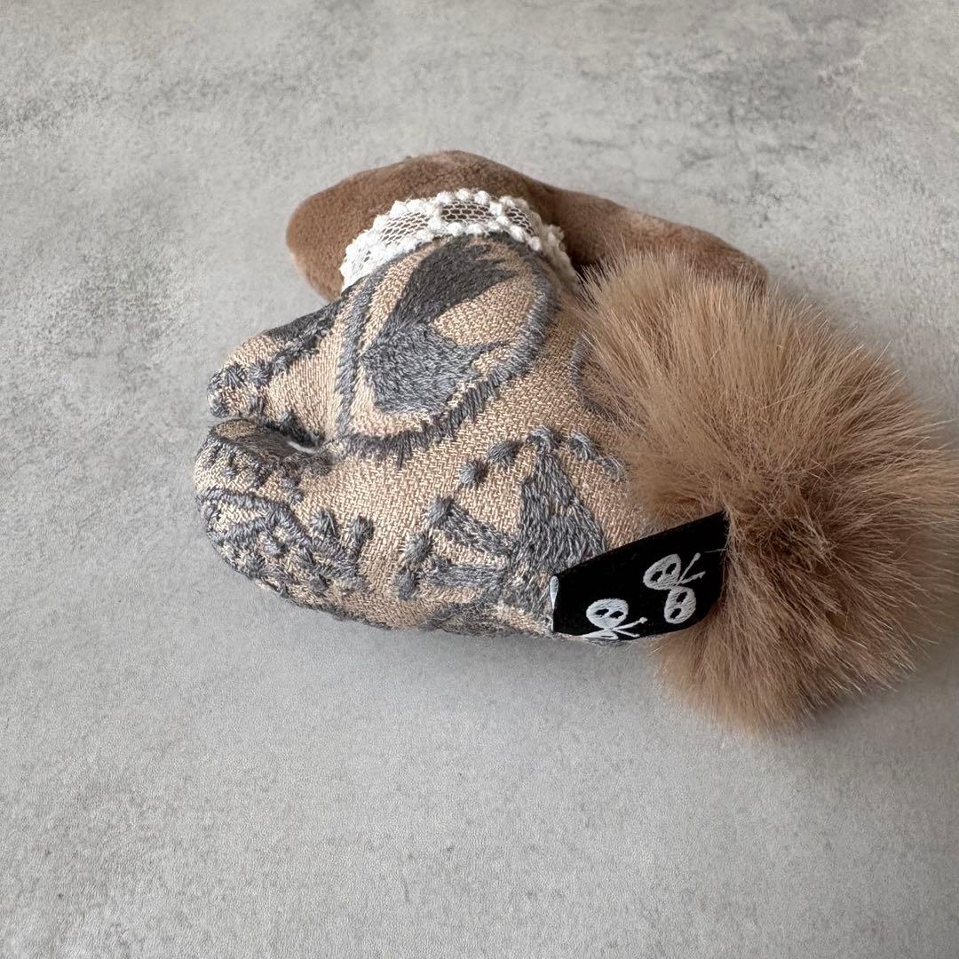 ミナペルホネン ハンドメイド うさぎチャーム - メルカリ