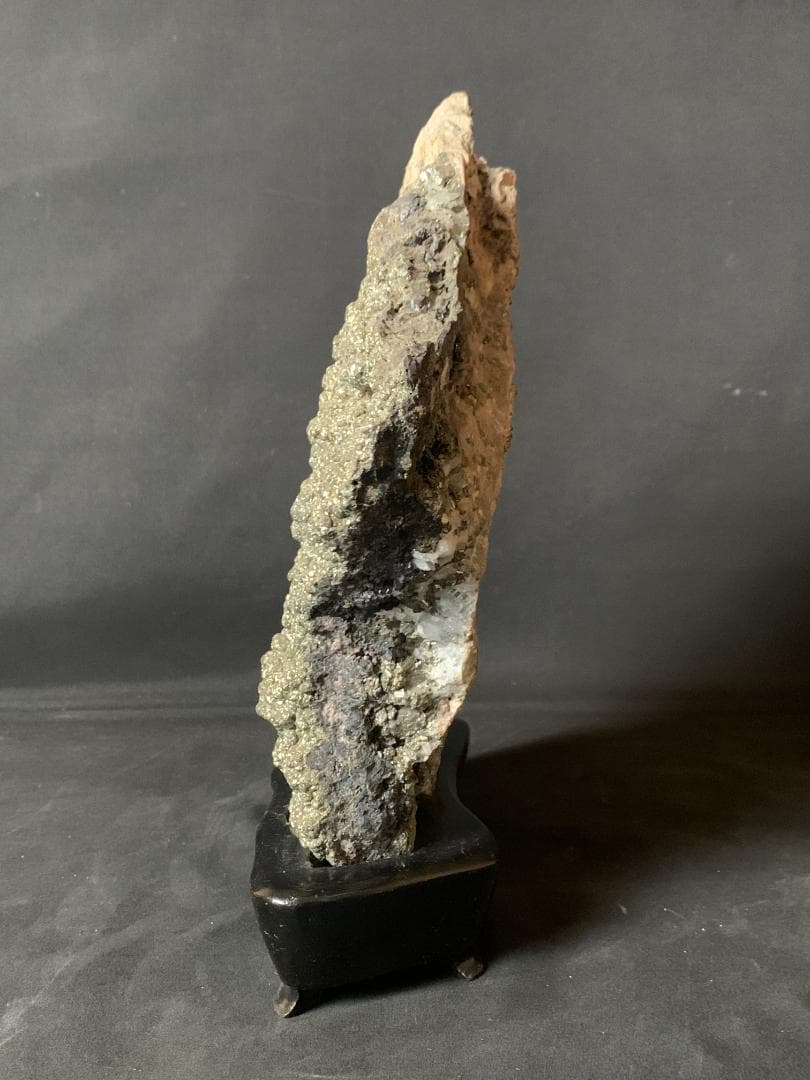 天然石 黄鉄鋼 パイライト 黄銅鋼 結晶 原石 鑑賞石 7.9kg 881