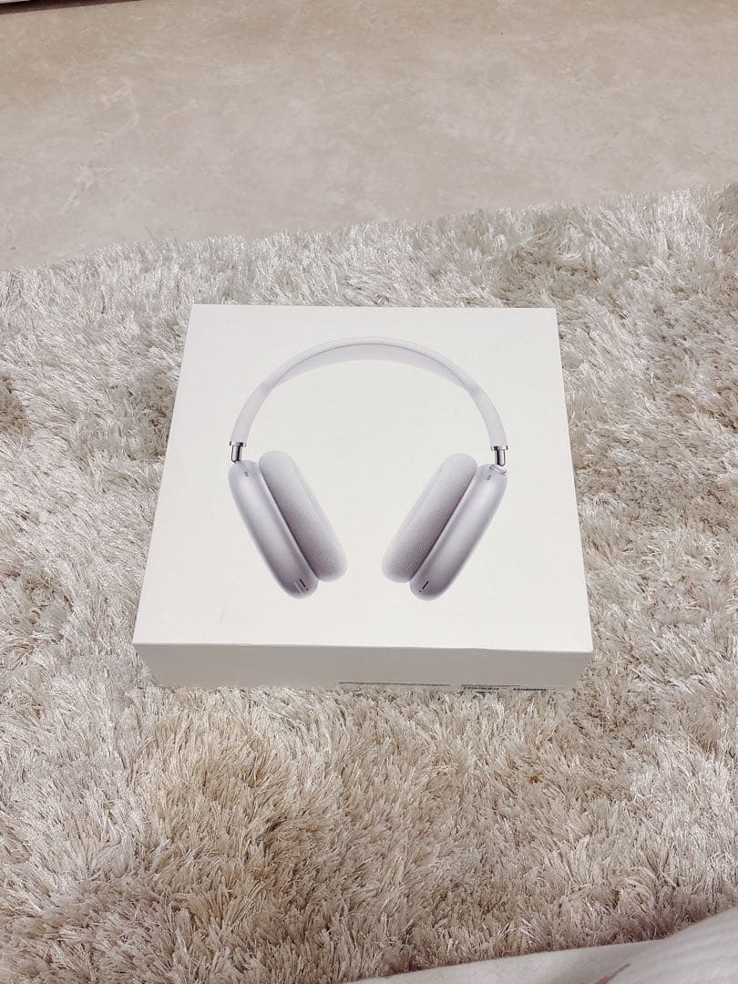 AirPods MAX シルバー Amazon.com: Apple AirPods Max - Silver (Renewed) : Electronics