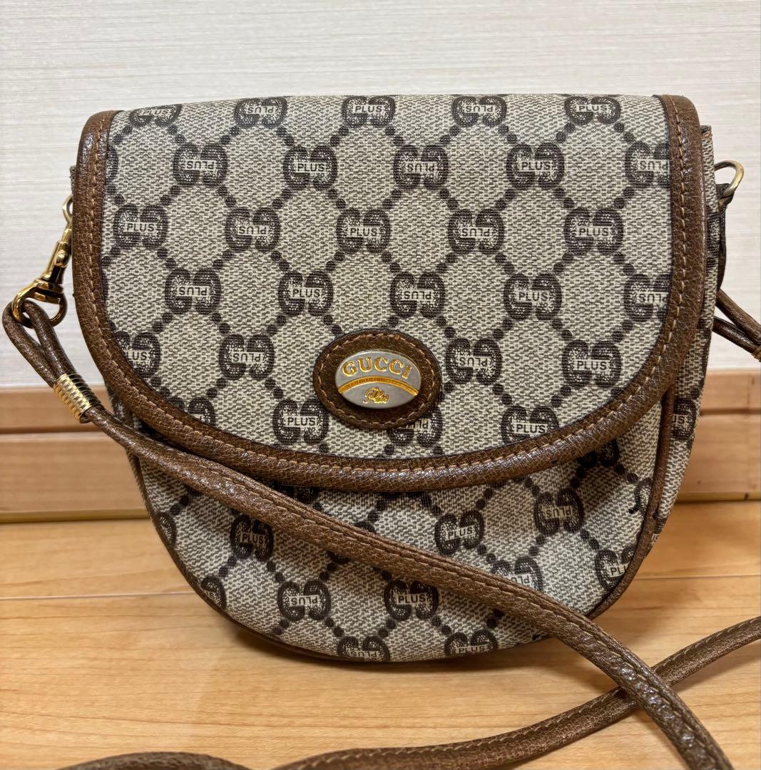 GUCCI PLUSグッチ プラス ショルダーバッグ ポシェット　希少 GUCCI PLUSグッチ プラス ショルダーバッグ ポシェット 希少 - メルカリ