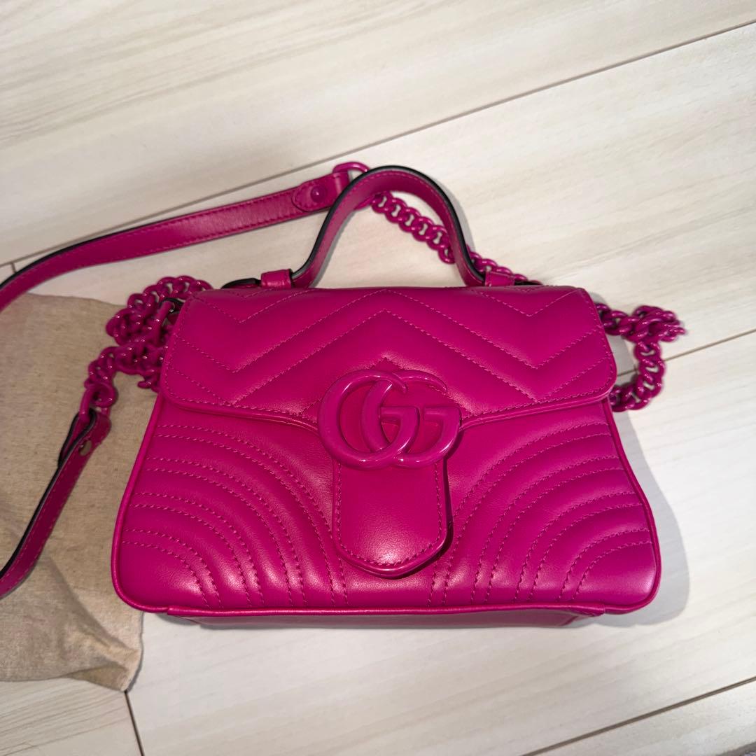 GUCCI ピンクレザーショルダーバッグ - メルカリ