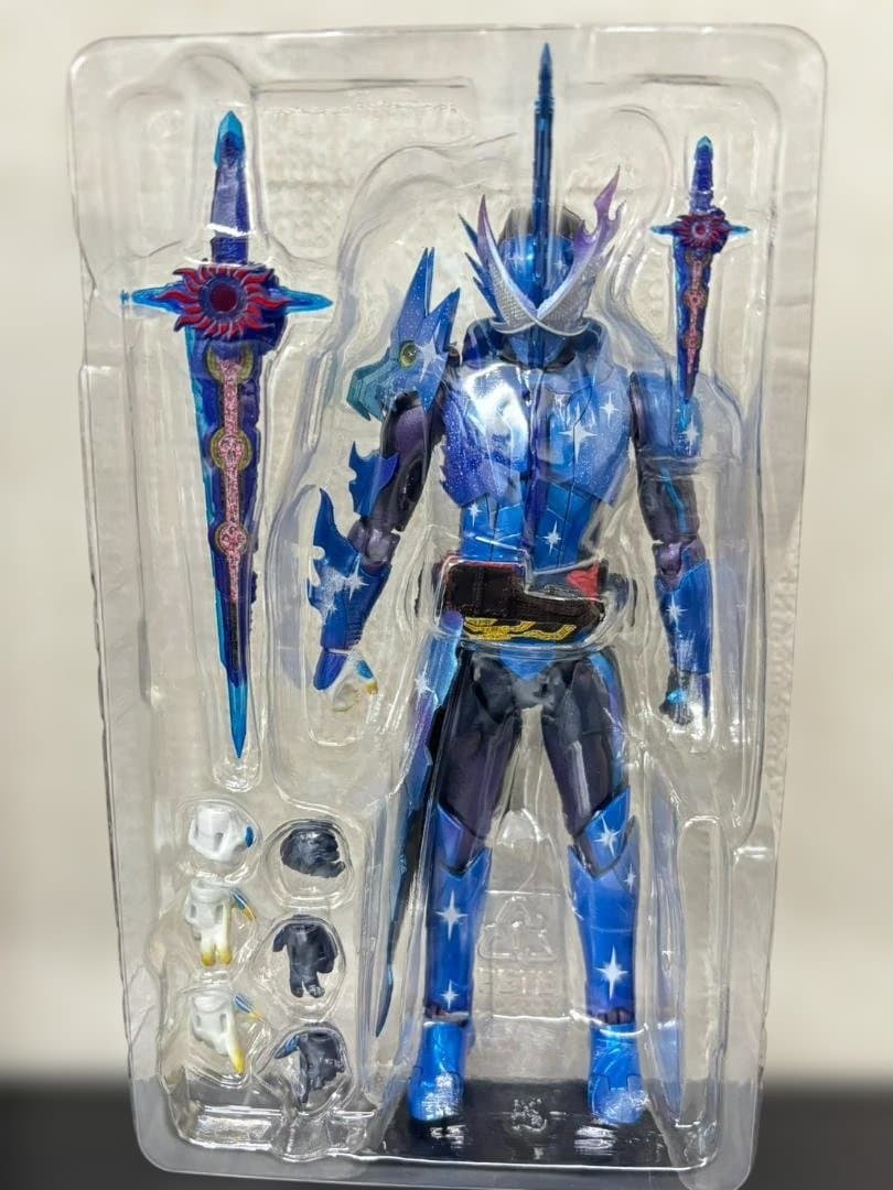 S.H.Figuarts 仮面ライダーセイバー　クロスセイバー　フィギュア