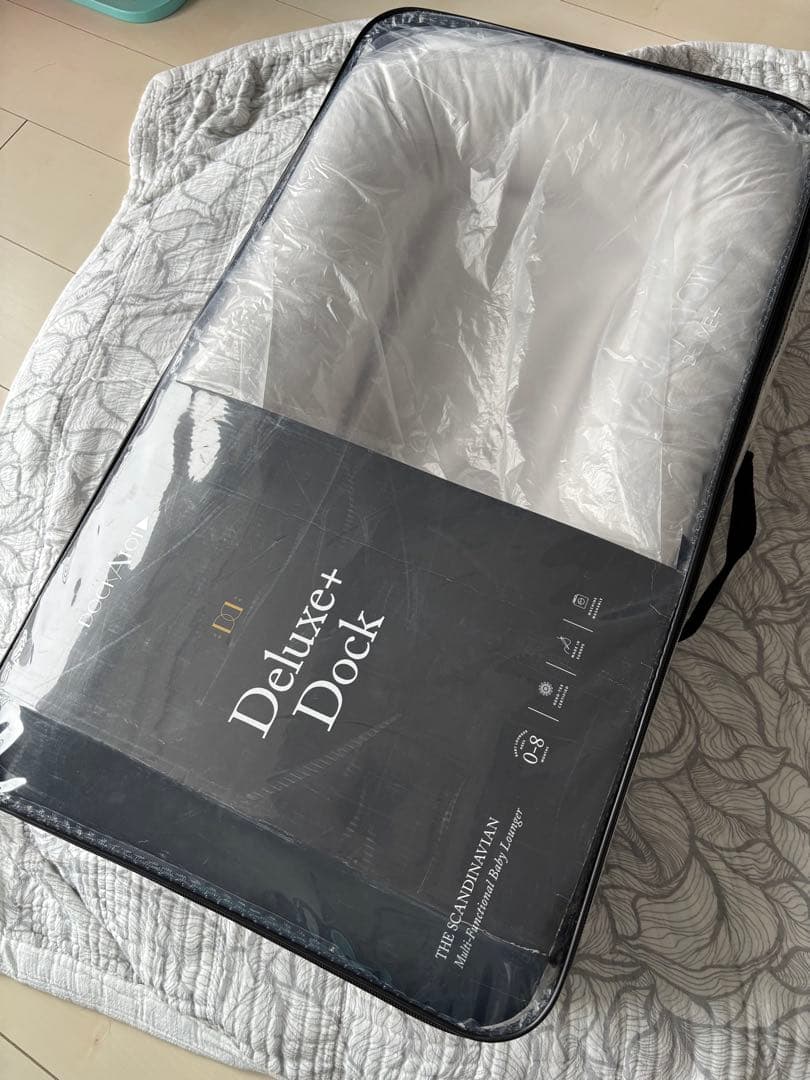 DockATot/ドッカトット DELUXプラス グレー ドッカトット 公式】Deluxe+ Dock - フォググレーシャンブレー