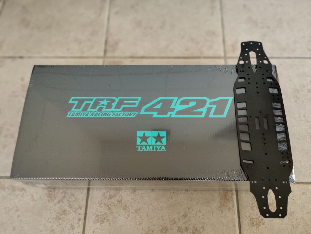 新品未開封）タミヤTRF421キット＋（中古）TRF421アルミロアデッキ