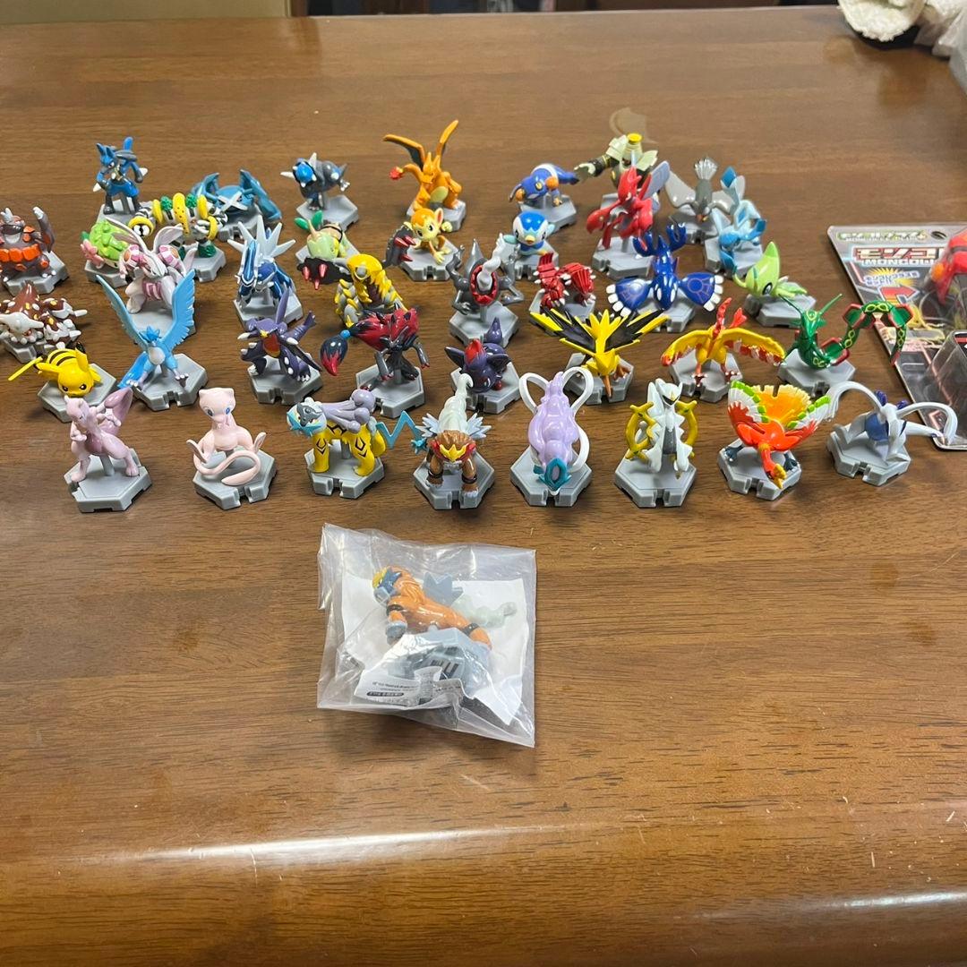 ポケモン モンコレプラス 初期 20体 まとめ売り 色違い エンテイ