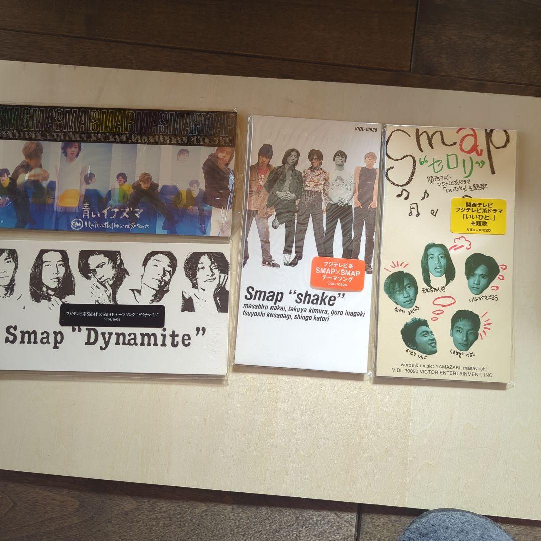 SMAP CDセット「Dynamite」「Shake」 - メルカリ