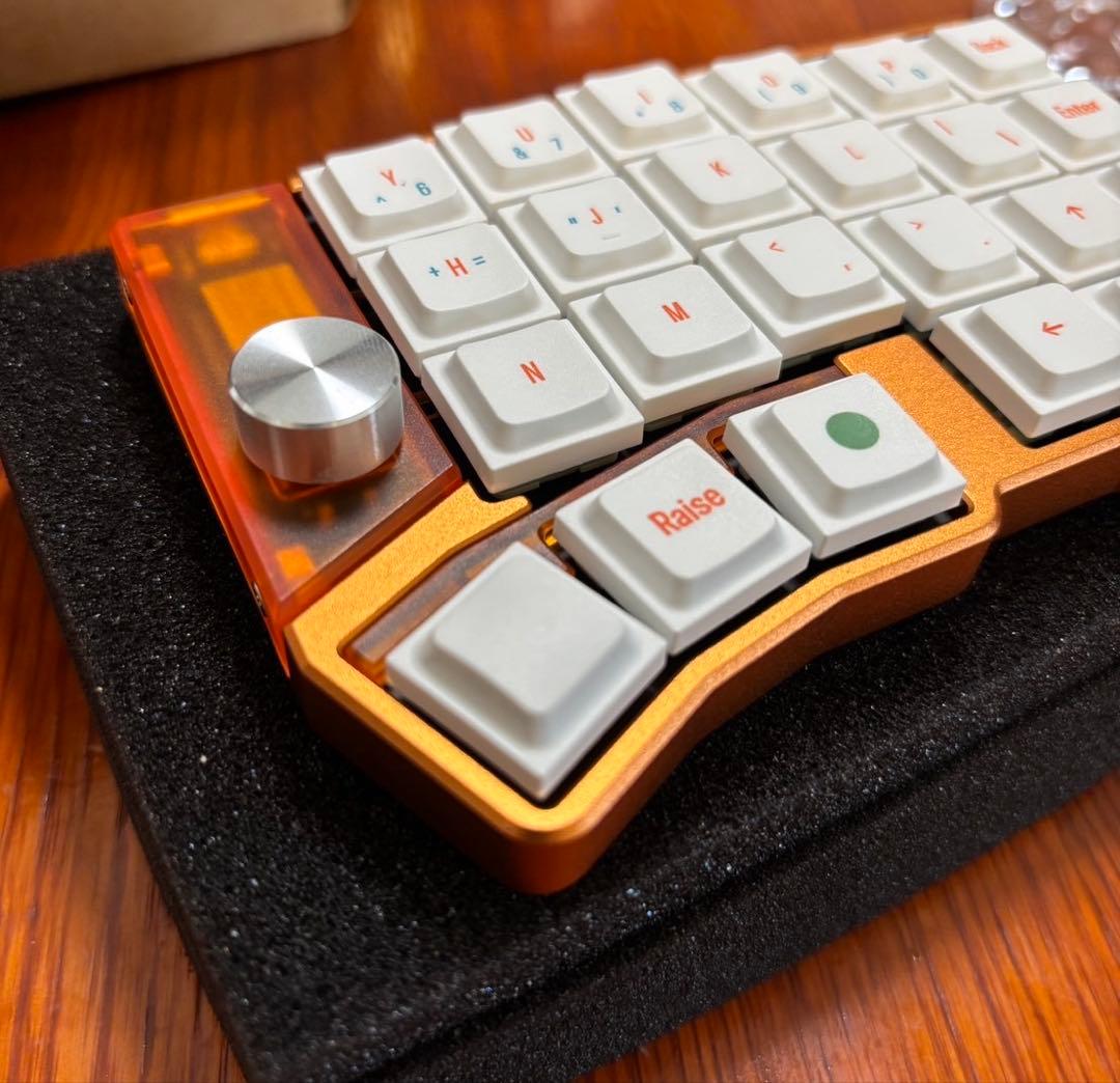 ゆずぽんず様】専用Cornix LP 分割キーボード オレンジ - メルカリ
