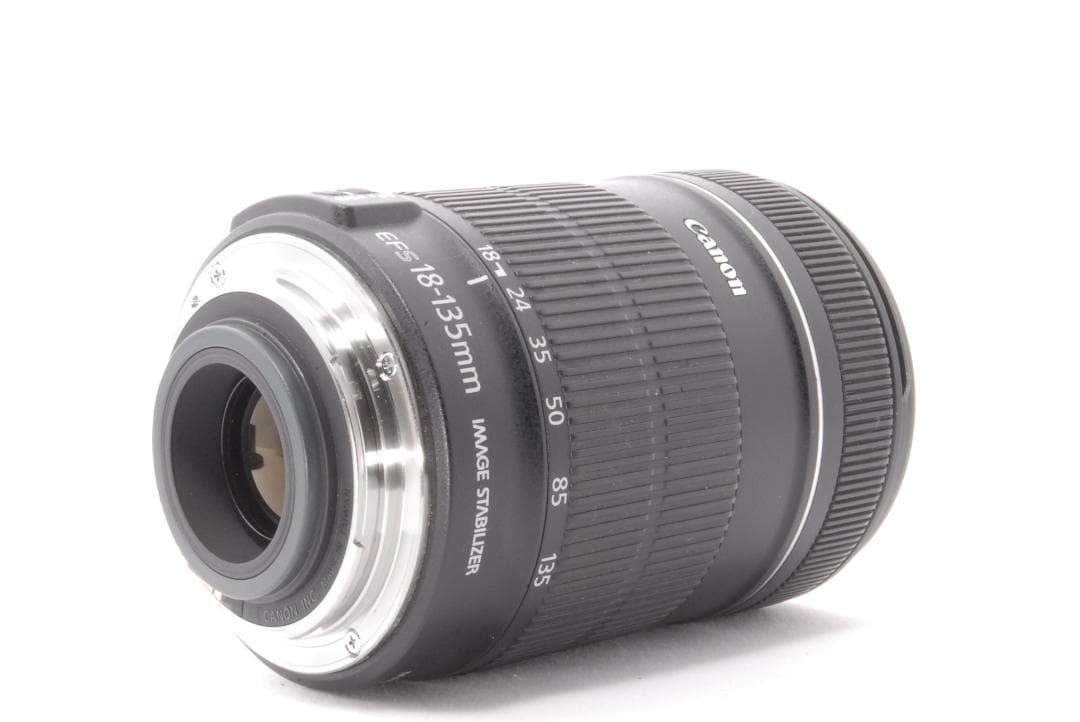 極美品⭐️EF-S18-135mm F3.5-5.6 IS ⭐️手ぶれ補正