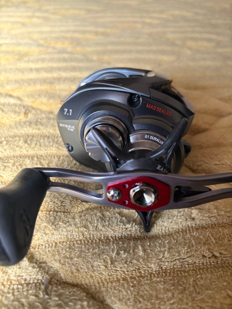 ダイワ スティーズTW 7.1 右 依頼者価格 - メルカリ