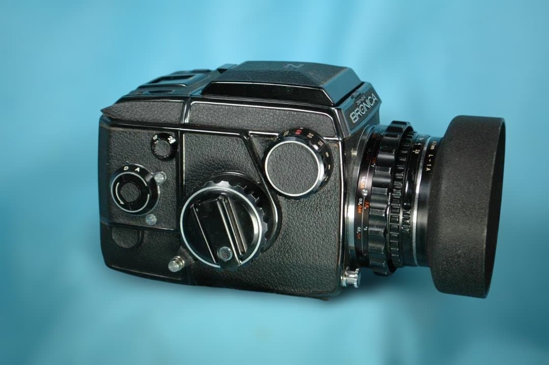 ナ*ナ様 ZENZA BRONICA EC 《ジャンク品》