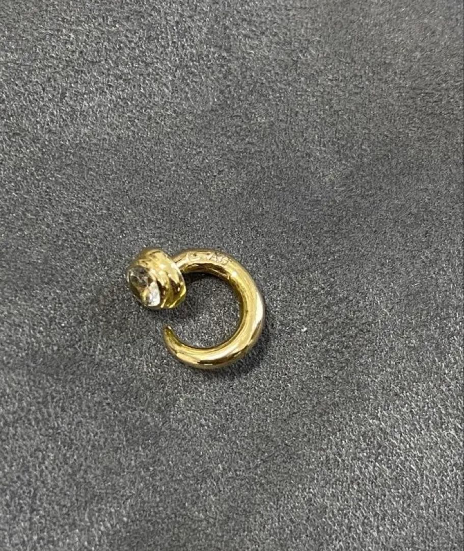 あるじゃん祐天寺K18ゴールドピアス ジルコニアストーン付き　送料込み あるじゃん祐天寺K18ゴールドピアス ジルコニアストーン付き 送料込み