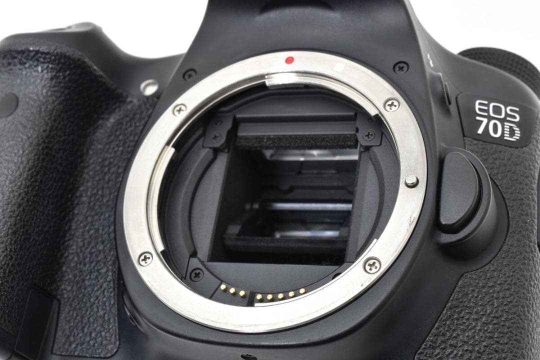 ★良品★《ショット数23,728回 》キヤノン EOS 70D ボディ #809