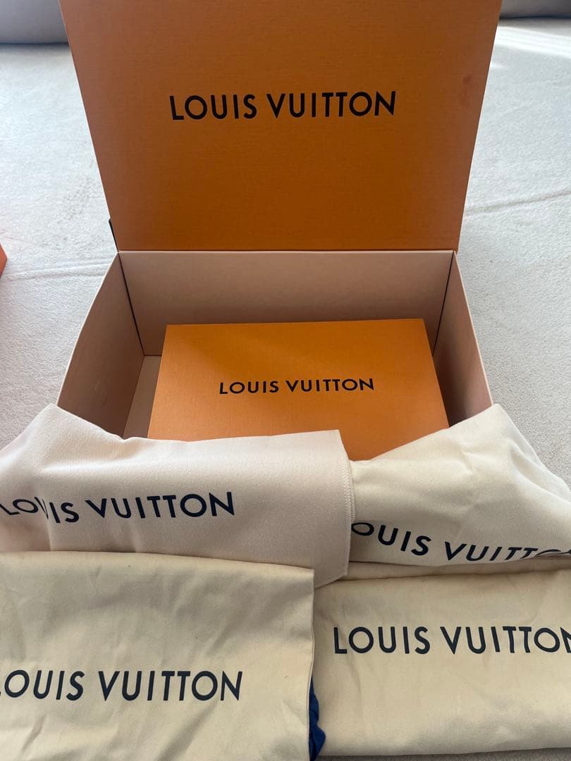LOUIS VUITTON ギフト箱 セット - メルカリ