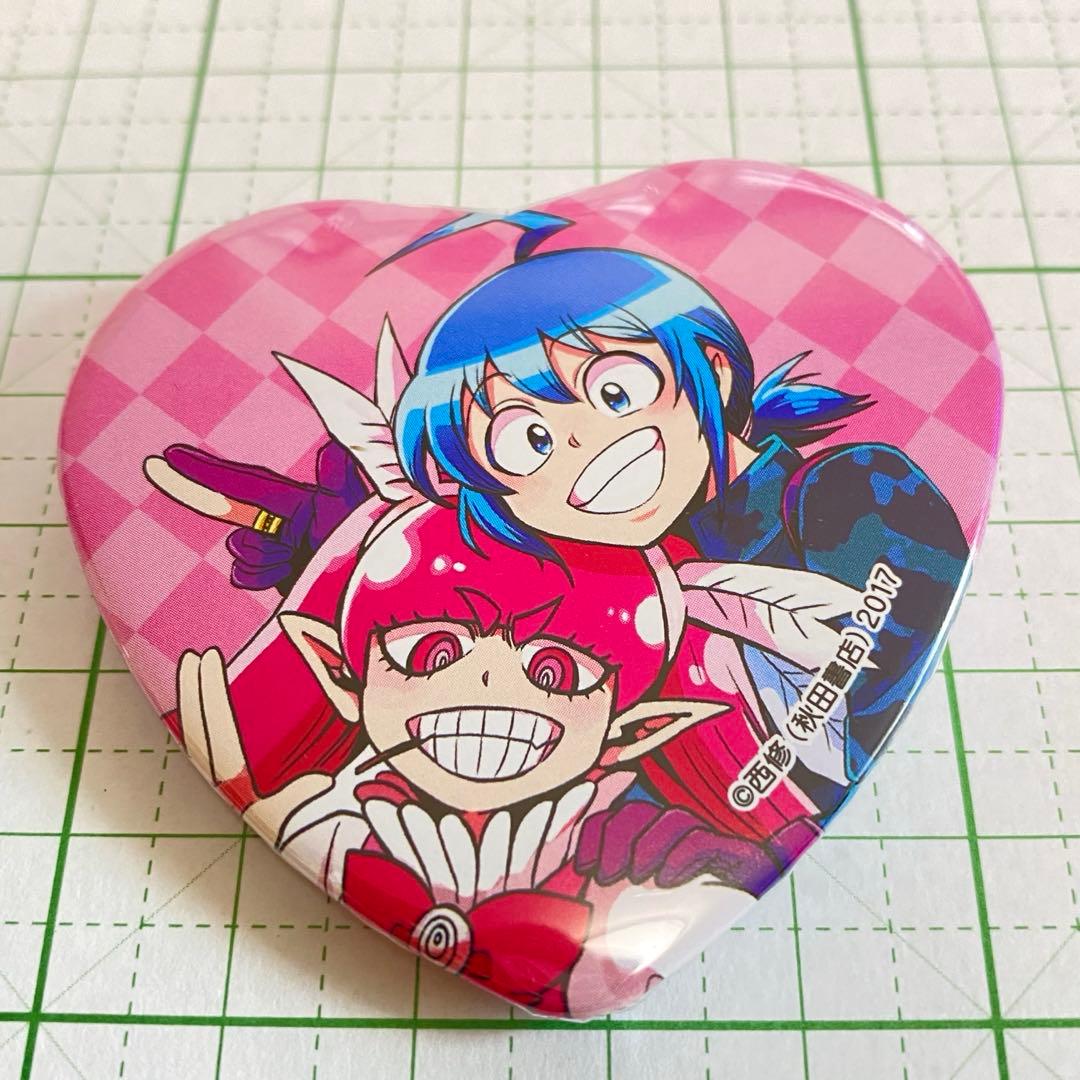 魔入りました!入間くん 入間＆バチコ ハート缶バッジ - メルカリ