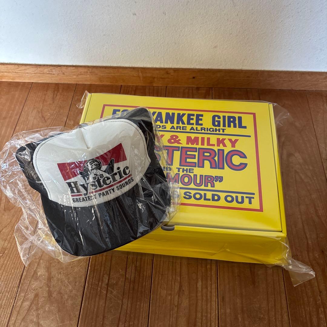 ヒステリックグラマー キャップ、ラッピング用箱、ショッパー、ステッカー GIFT KIT（L）|HYSTERIC GLAMOUR WOMEN | HYSTERIC GLAMOUR ONLINE