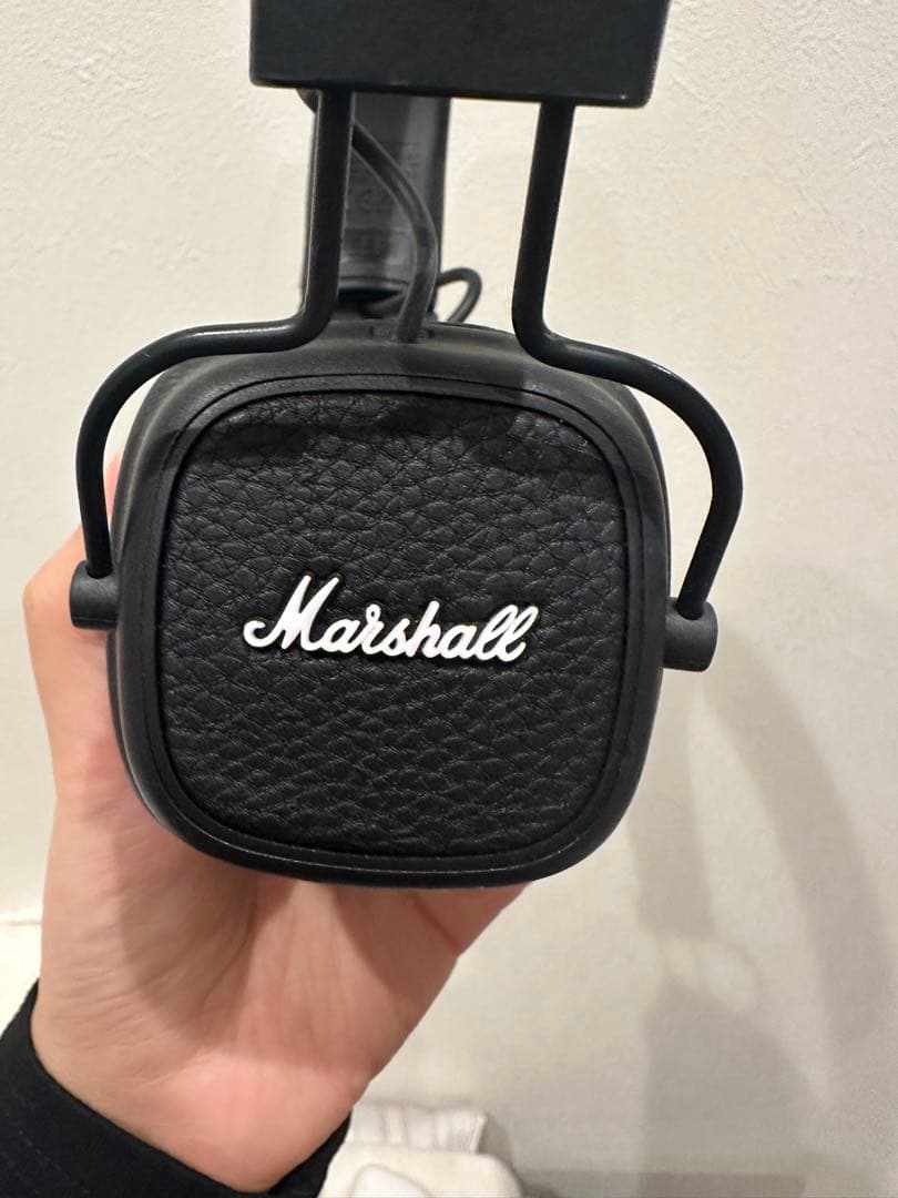 マーシャル Marshall ワイヤレスヘッドホン ブラック EST 1962 - メルカリ