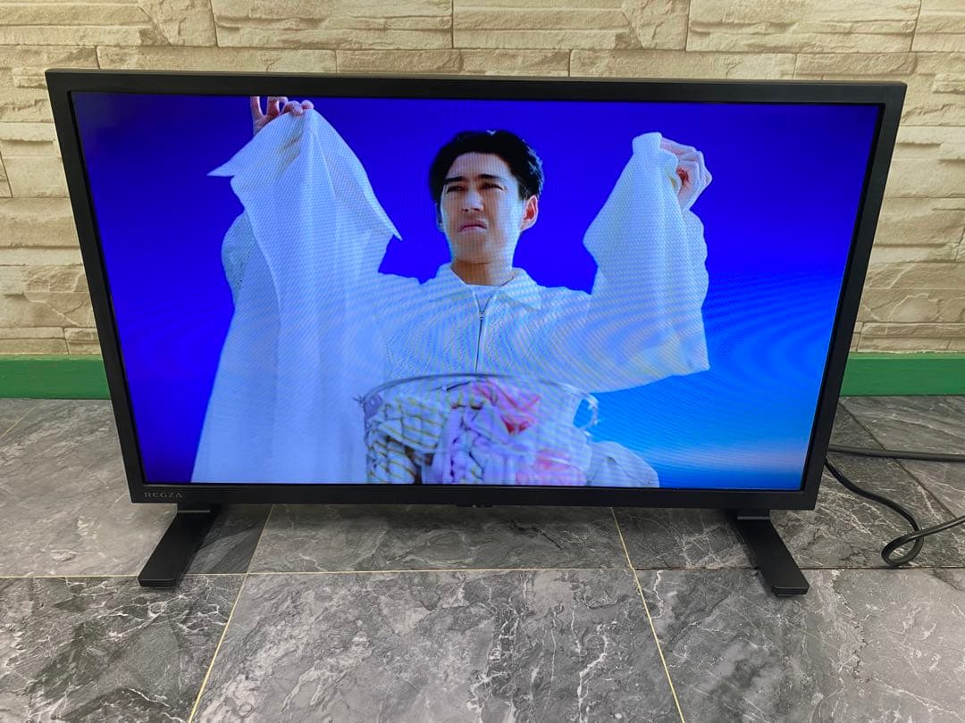 【T11】 《美品》24年製　REGZA 24V35N 24インチテレビ