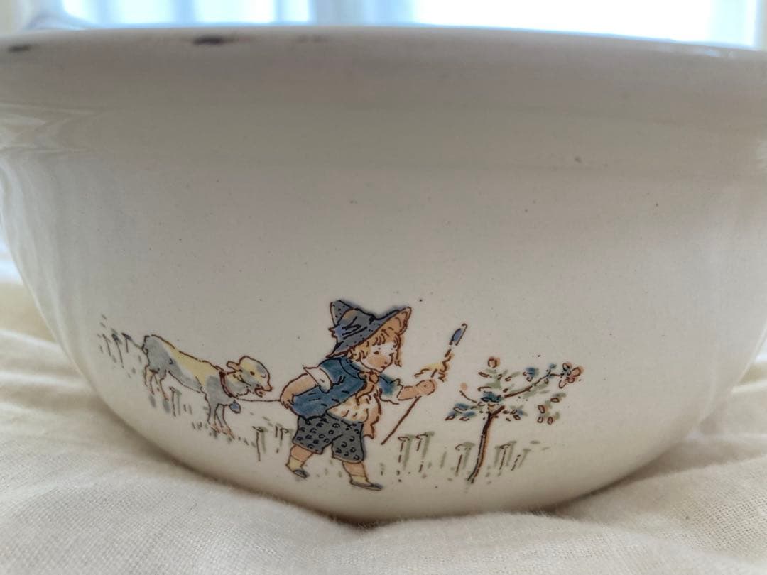 サルグミンヌ アンファンリシャール アンティーク 洗面器 - メルカリ