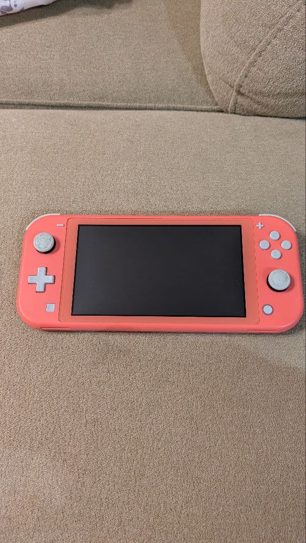 【中古/本体/箱なし】Nintendo Switch Lite Coral ゲオ公式通販サイト/ゲオオンラインストア【中古・箱説あり・付属品