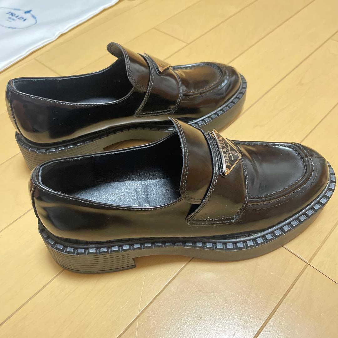美品 PRADA プラダ レディース ローファー 革靴 37 23.5cm
