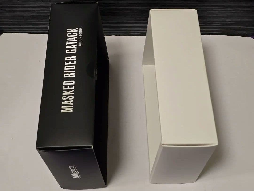 S.H.Figuarts(真骨彫製法) 仮面ライダーガタック ライダーフォーム