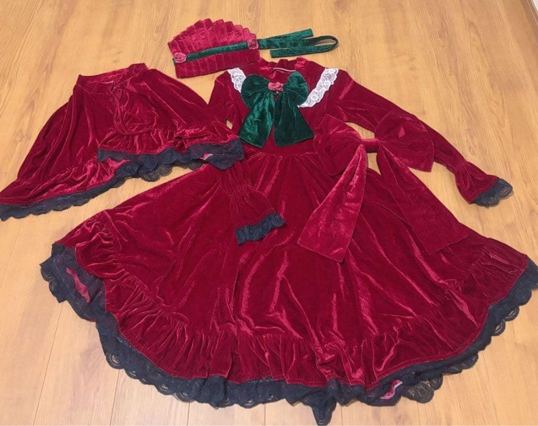 ローゼンメイデン 真紅 ウィッグ、アクセサリー付き 三分妄想1/3Delusion】ローゼンメイデン 第五ドール 真紅-しんく