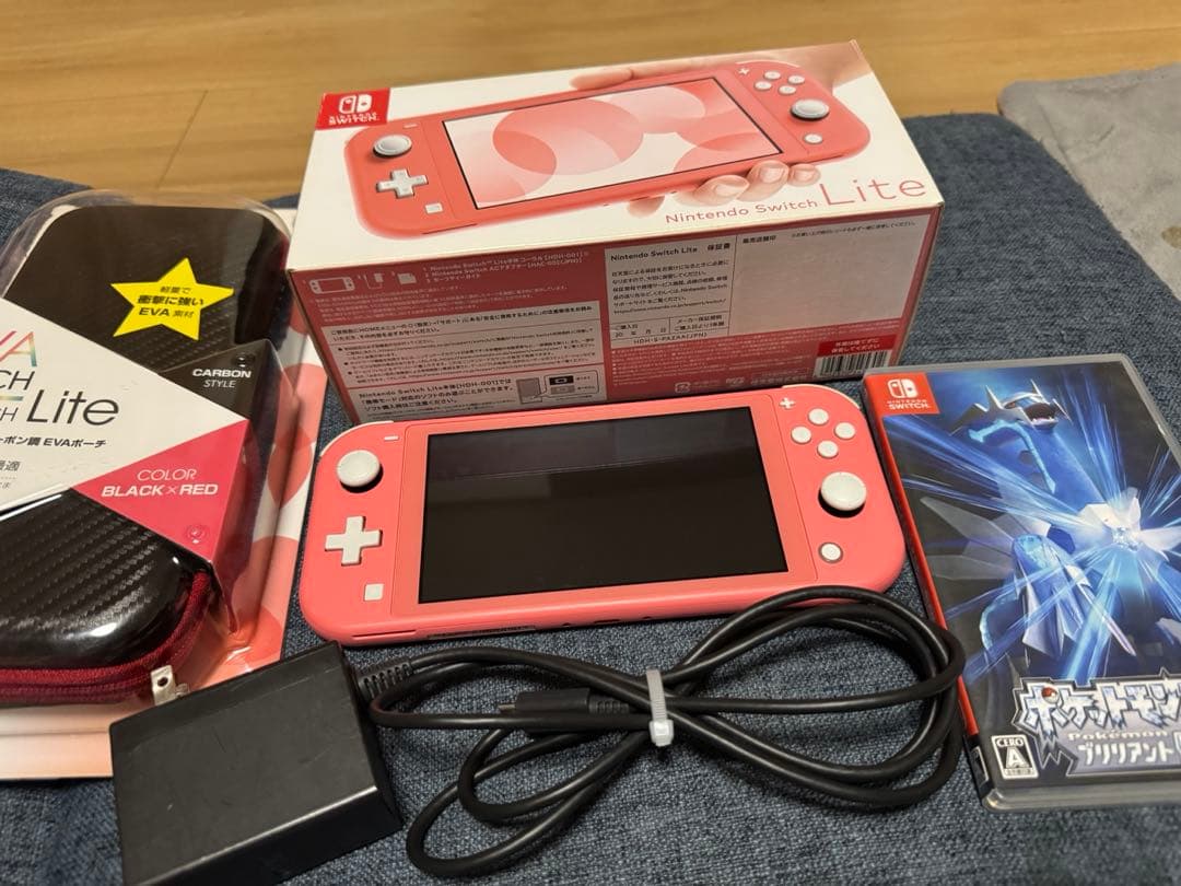 Nintendo Switch Lite ピンク本体 Amazon.com: Nintendo Switch Lite - Coral - Switch : Video Games