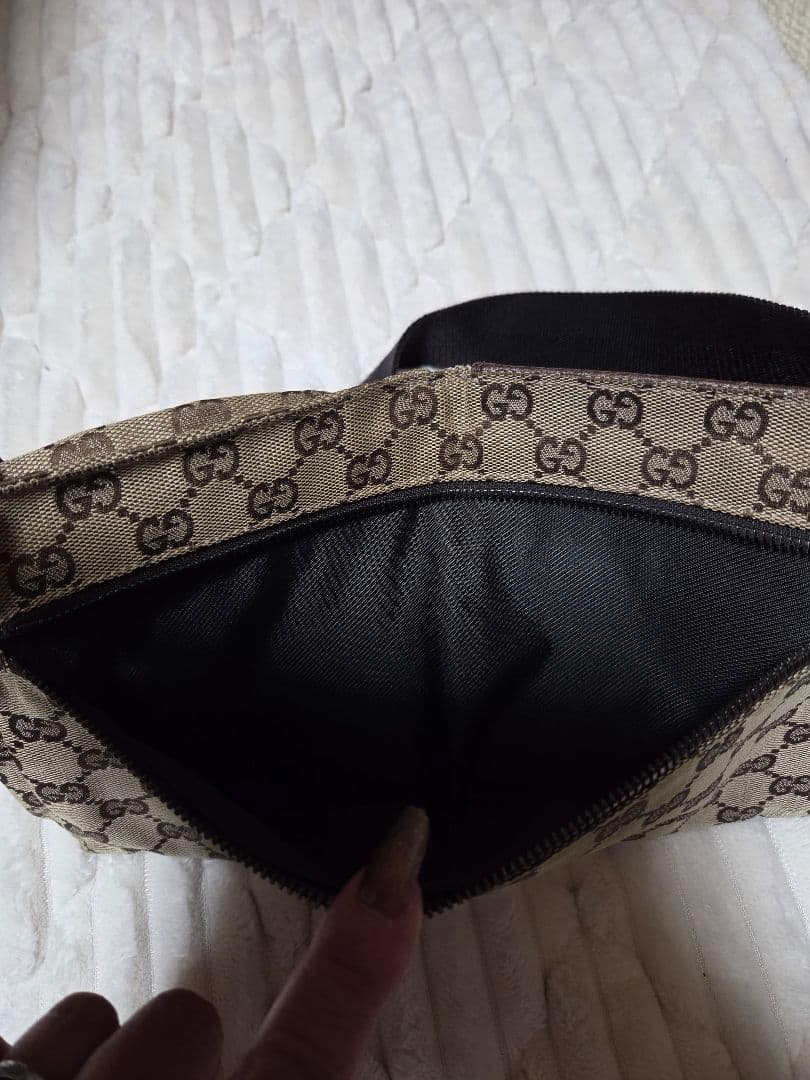 GUCCI ボディバッグ GGパターン ベージュ 5日まで！