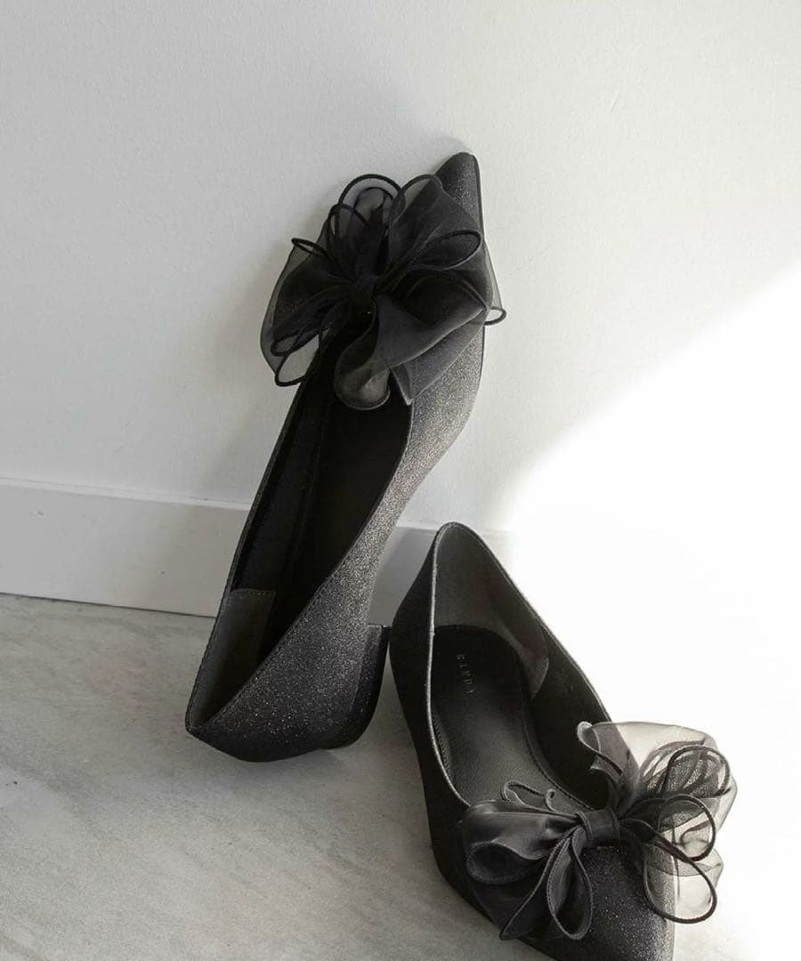 美品】RANDA 2WAY リボンラメフラットパンプス - メルカリ
