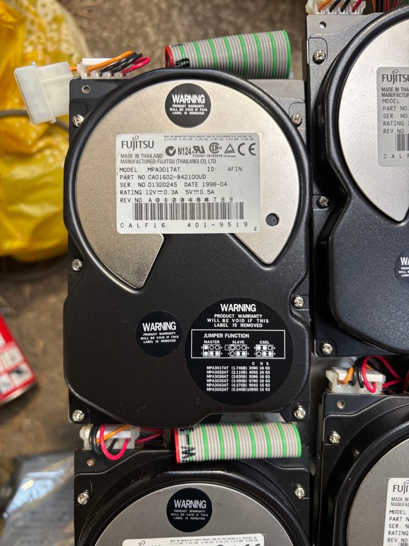 M57。ハードドライブ 富士通 MPA3017AT 1.7GB 5400RPM