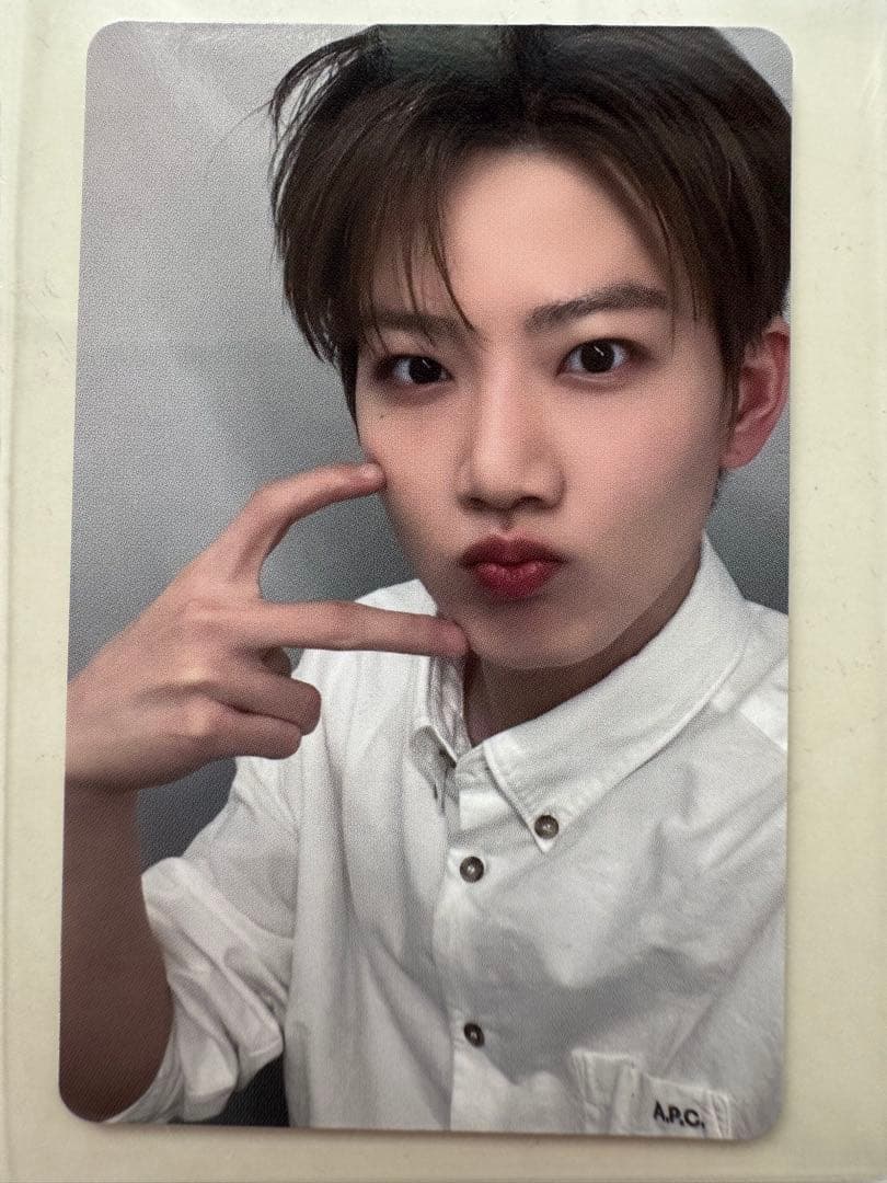 treasureトレジャー ジュンギュ トレカ - メルカリ