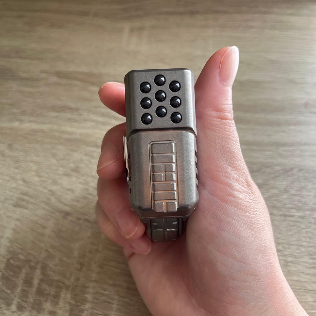 フィジェットトイ 銃 ガン スライダー - メルカリ