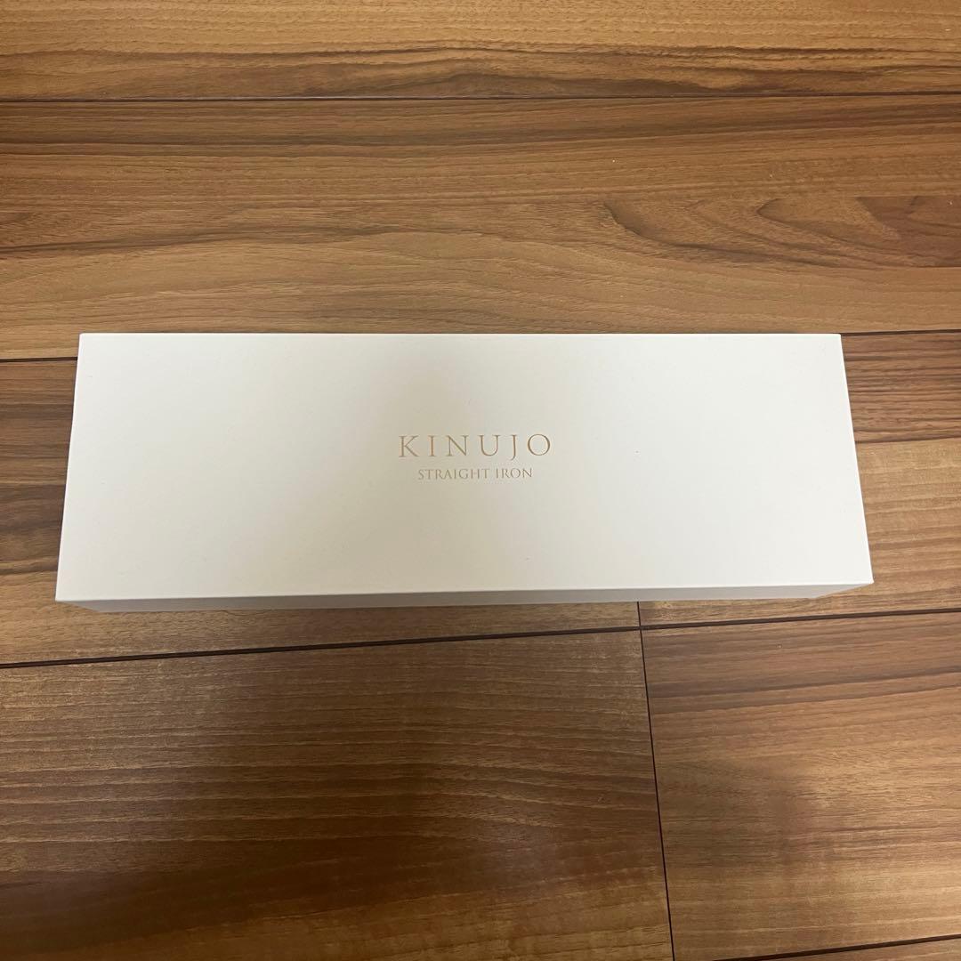 美品 絹女 KINUJO ストレート ヘアアイロン キヌージョ ヘアケア 楽天市場】【公式限定ガイドブック付き】 絹女～KINUJO～ キヌージョ