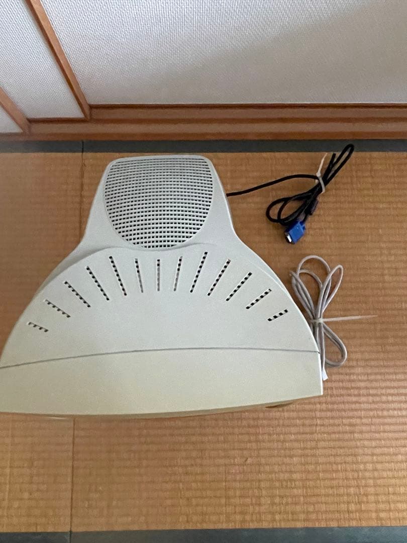 懐かしいレトロなブラウン管モニター15型 - メルカリ