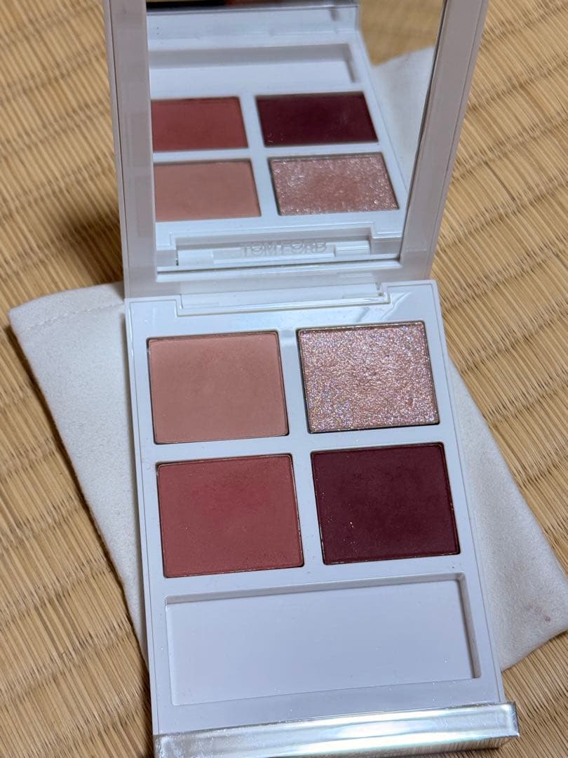 トムフォード ソレイユ アイ カラー クォード / 01SN シャレー ミンク 2025年秋新作アイシャドウパレット】ソレイユ アイ カラー クォード