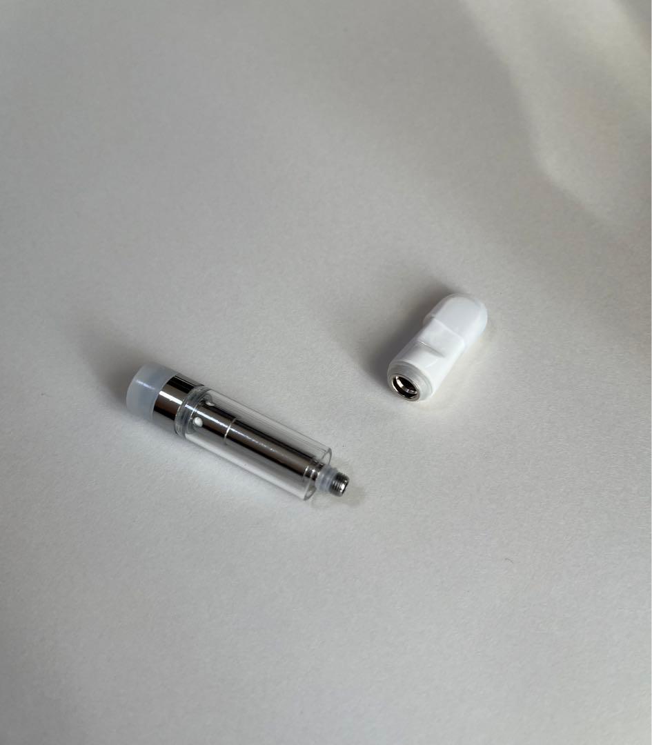 白   CBDアトマイザー   0.8ml×300本