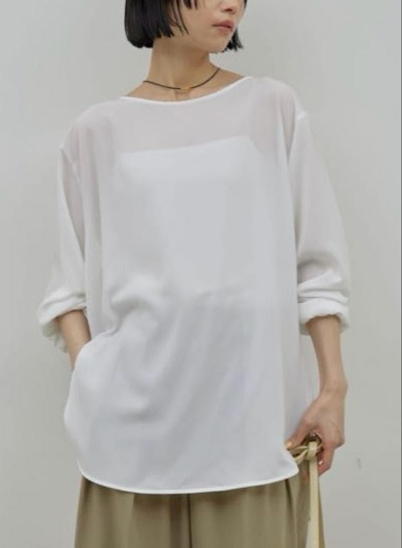 ガリャルダガランテ 【万能インナー】ラウンドブラウスTee 近年モデル