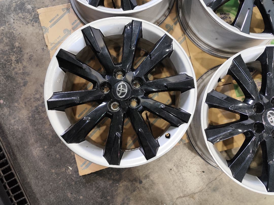 トヨタ 純正 18インチ ヴァンガード純正 ホイール ハリアー　 7.5J