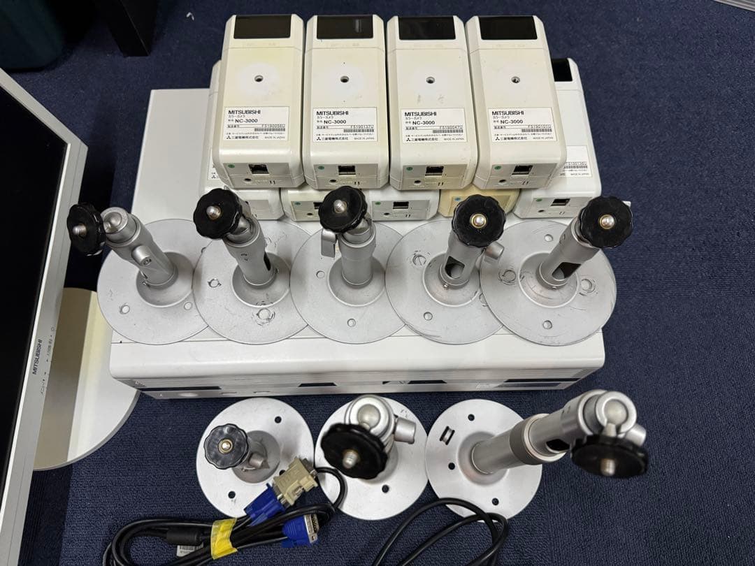 三菱レコーダーNR-3500/カメラNC-3000【モニター/ステー付き】 - メルカリ