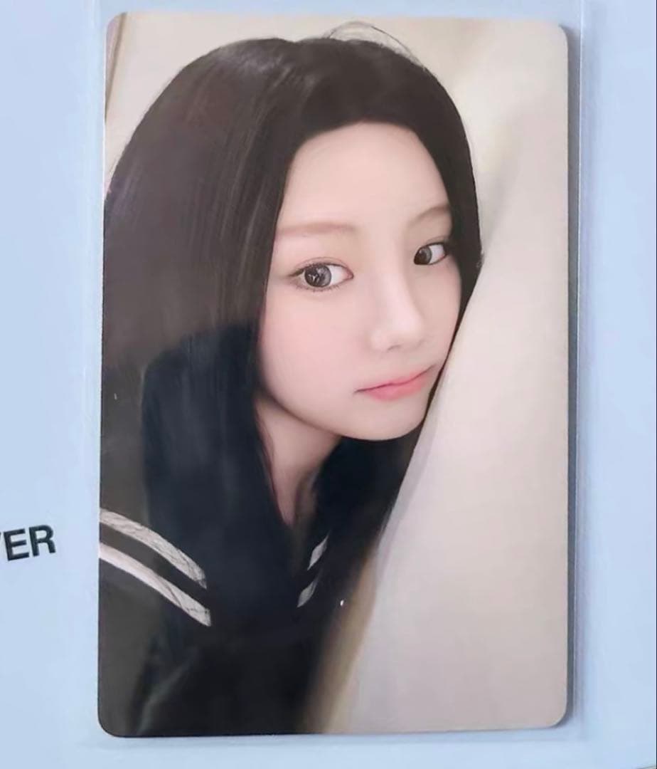 illit ウォンヒ bomb yizhiyu yzy4 サイン会限定 トレカ - メルカリ