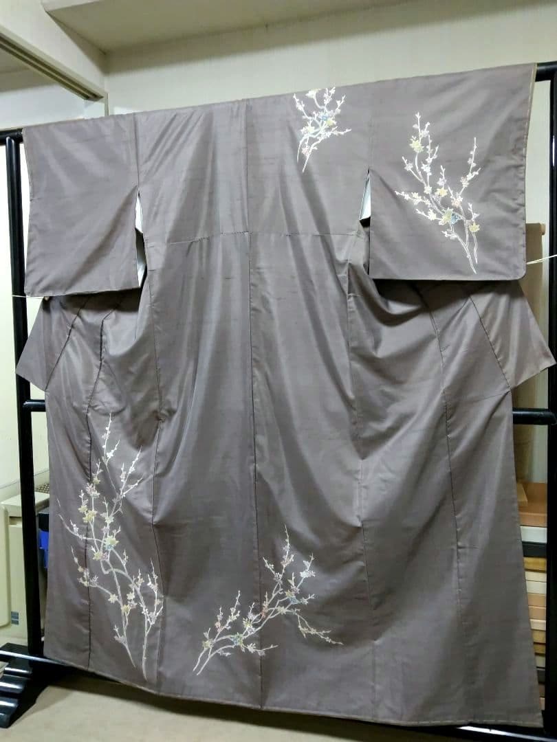 F-288 生紬地付け下げ 未使用 袷 枝花 楓 グレー系紫色 美品 - メルカリ