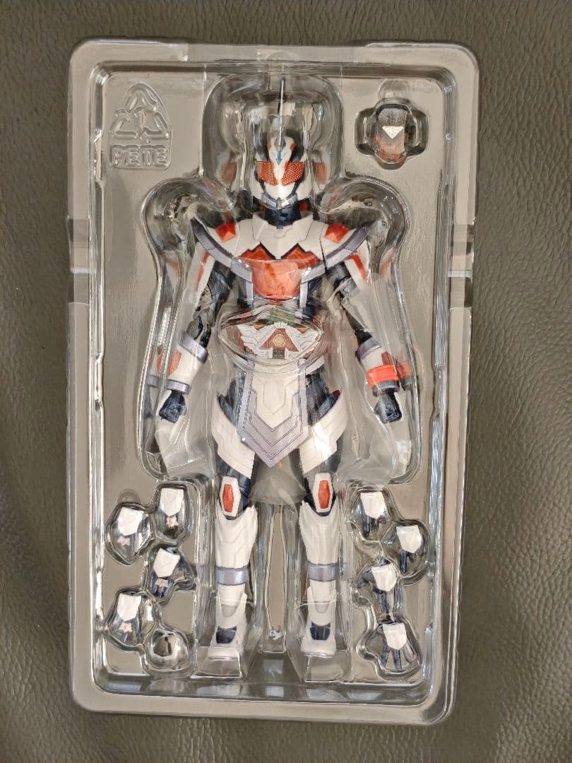 S.H.Figuarts　仮面ライダーマジェード　ヴァルバラドセット