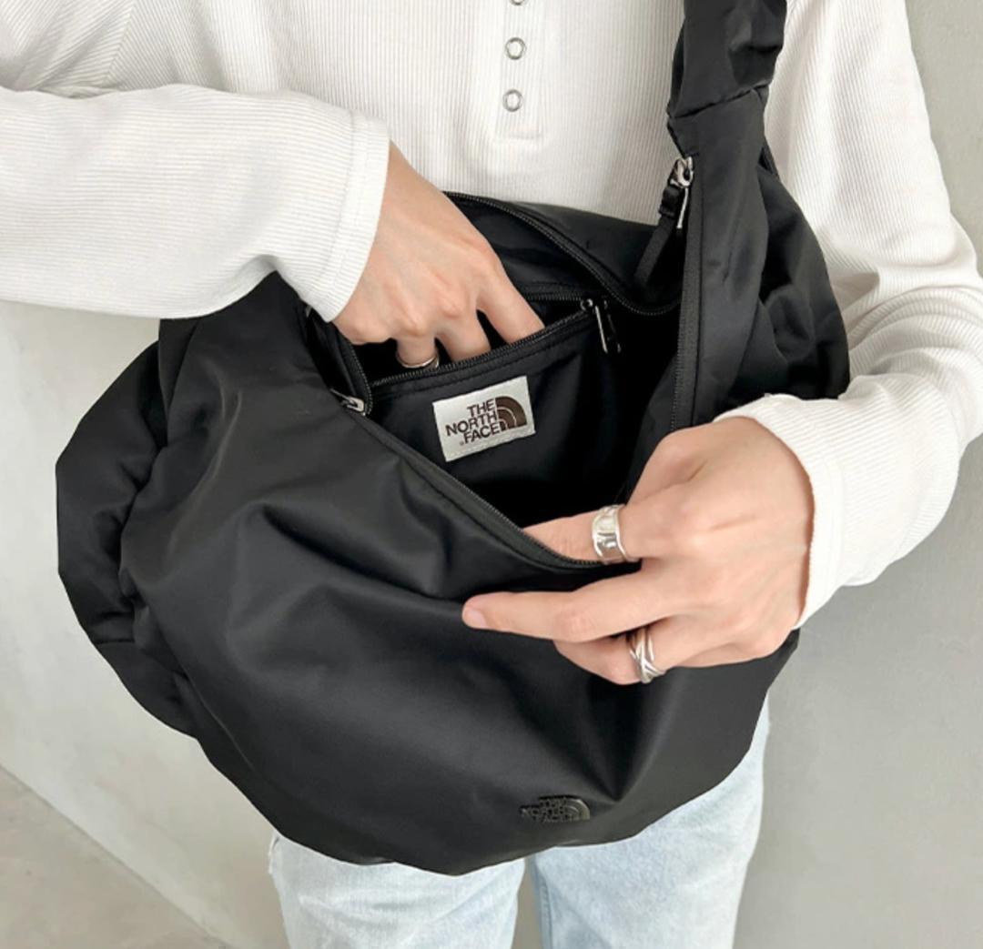 韓国限定】25AW新作 ノースフェイス ボニーホーボー バッグ 3way 黒